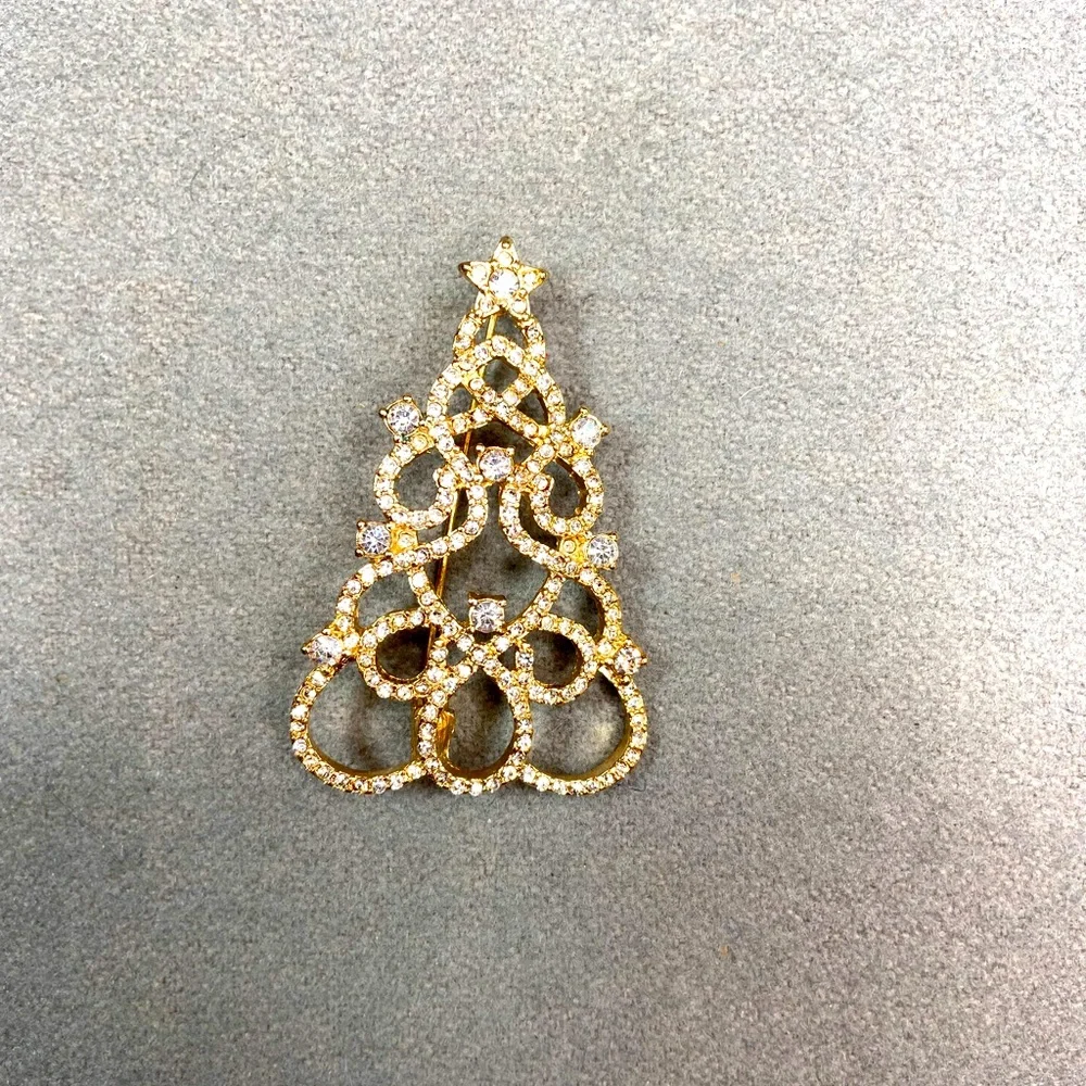 Rhinestone Christmas‎ Tree Brooch Fun Pattern Gift Box 2.5” tall x 1.5” wide